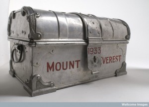 L0035744 Tabloid medicine chest used on 1933 Mount Everest Expedition
