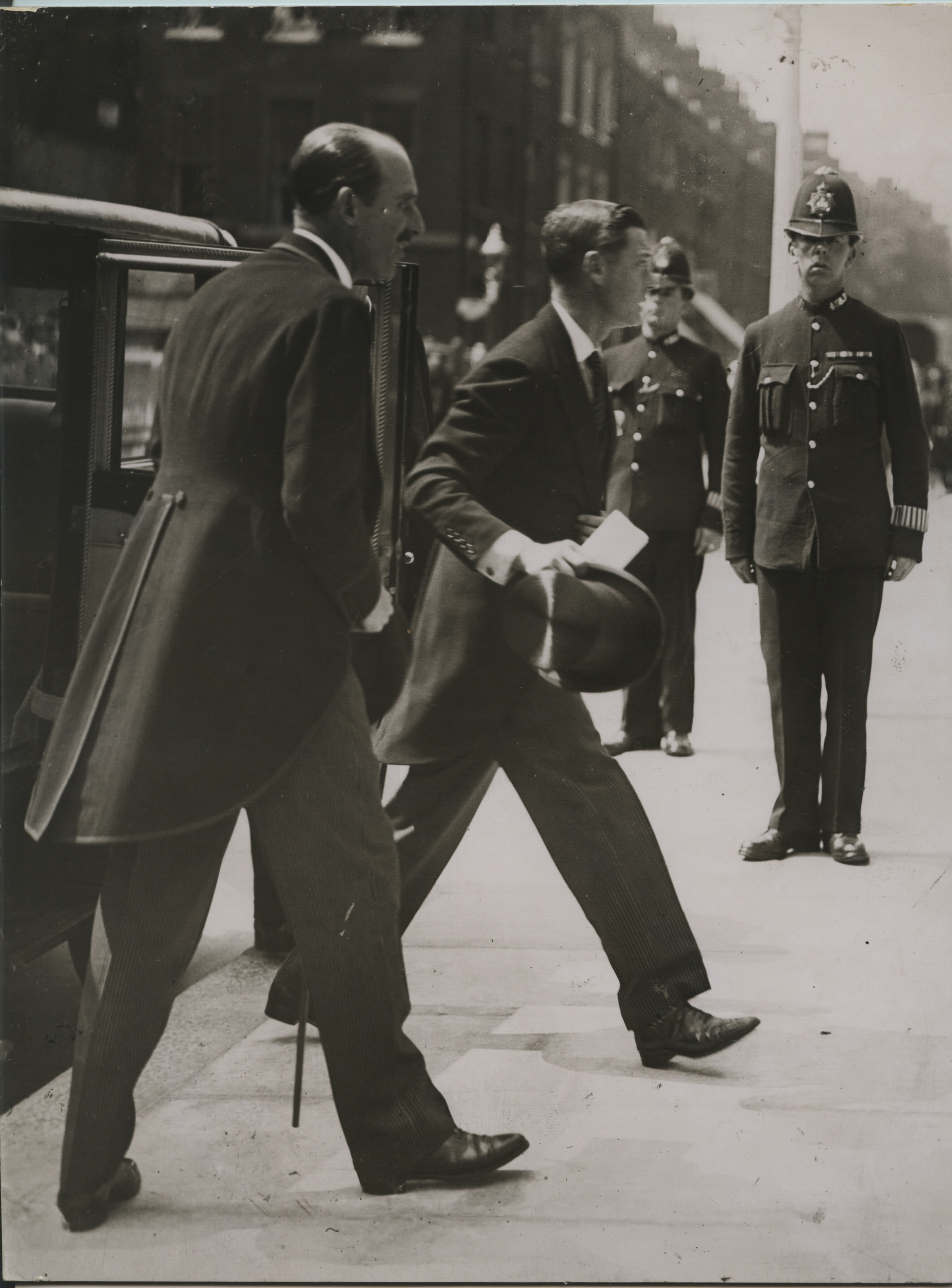 The Prince of Wales enters building 1929
