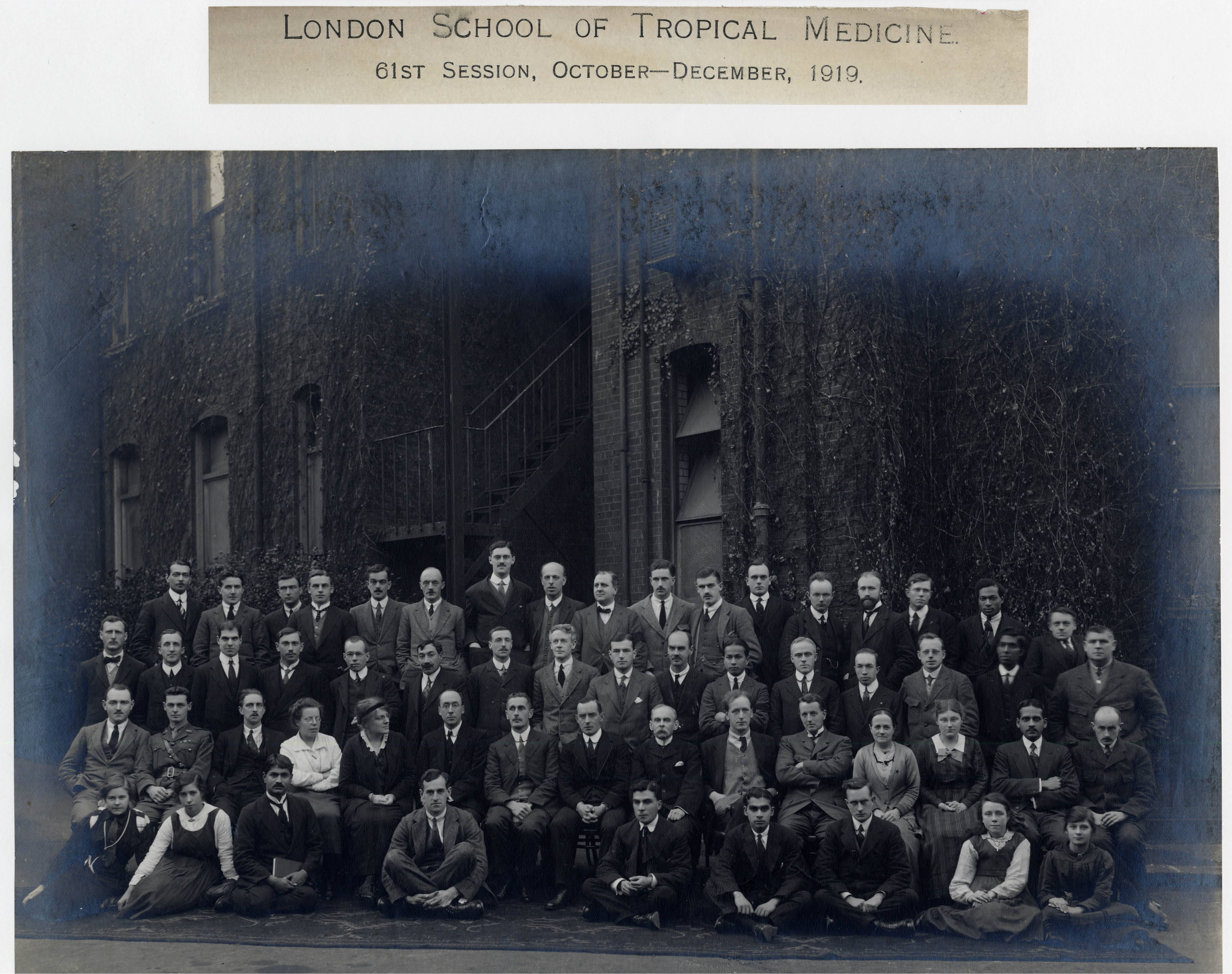 Members of the Diploma in Tropical Medicine and Hy_1162_