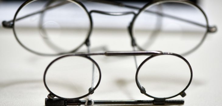 Eye Health: Operating spectacles