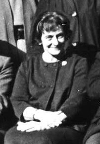 Margot-Jefferys-front-row-3rd-from-left-1963.-Lecturer-in-Public-Health